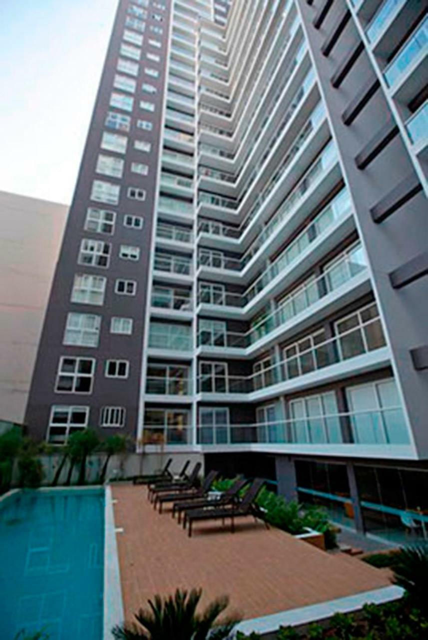 Avenida Jose Pardo Lima