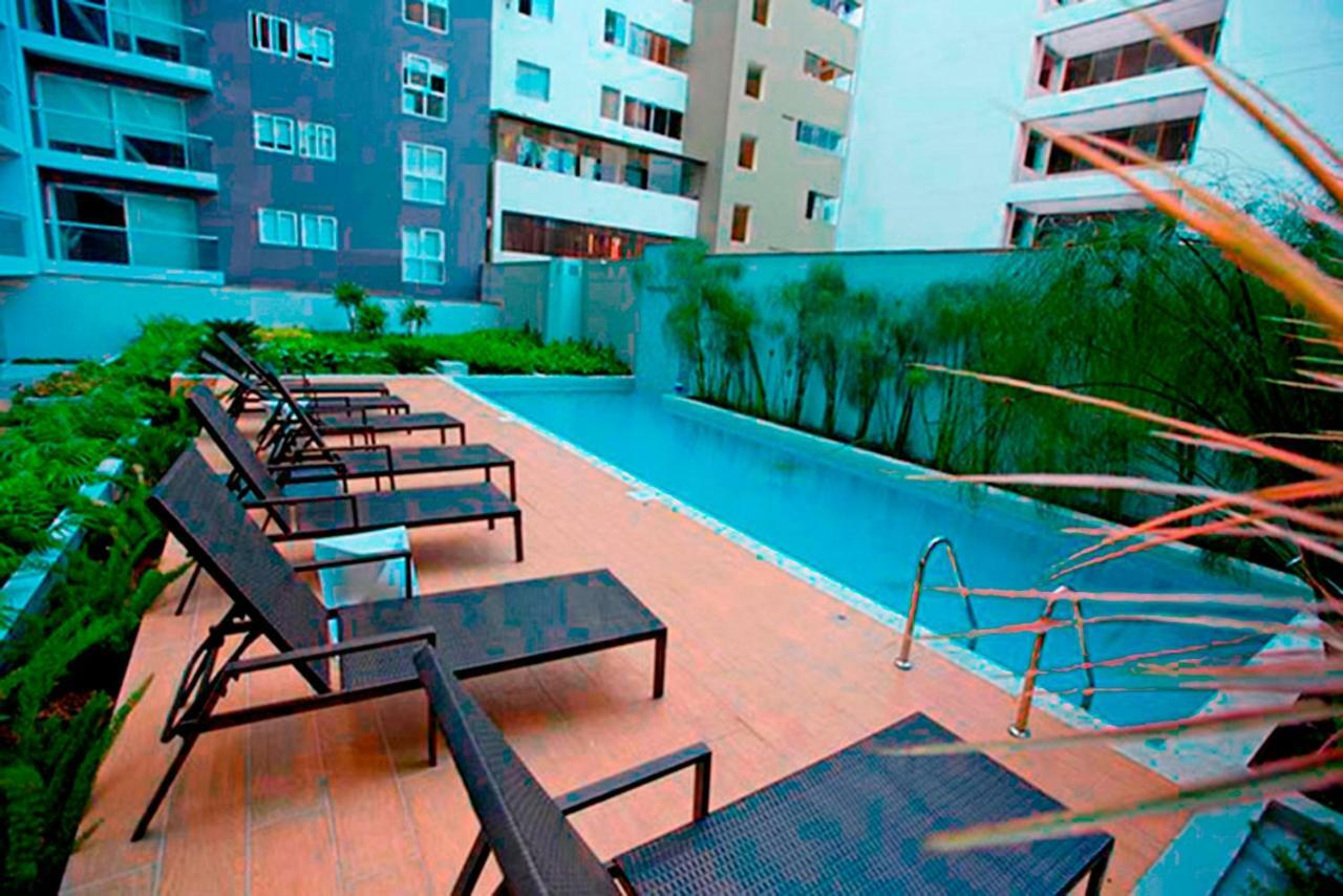Avenida Jose Pardo Inn *