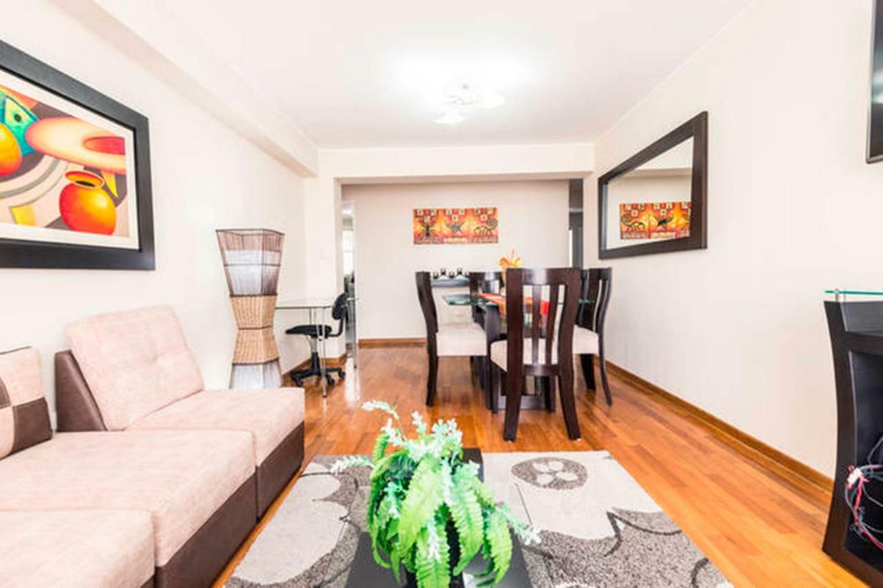 Avenida Jose Pardo Inn